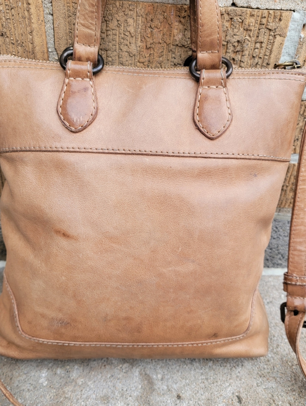Frye Melissa Distressed Beige Leather Small Tote Crossbody - Picture 7 of 16